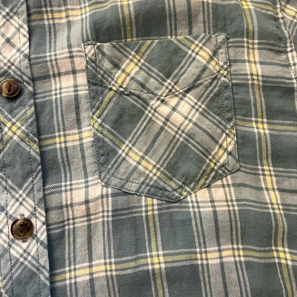 North Face Plaid Shirt Large
